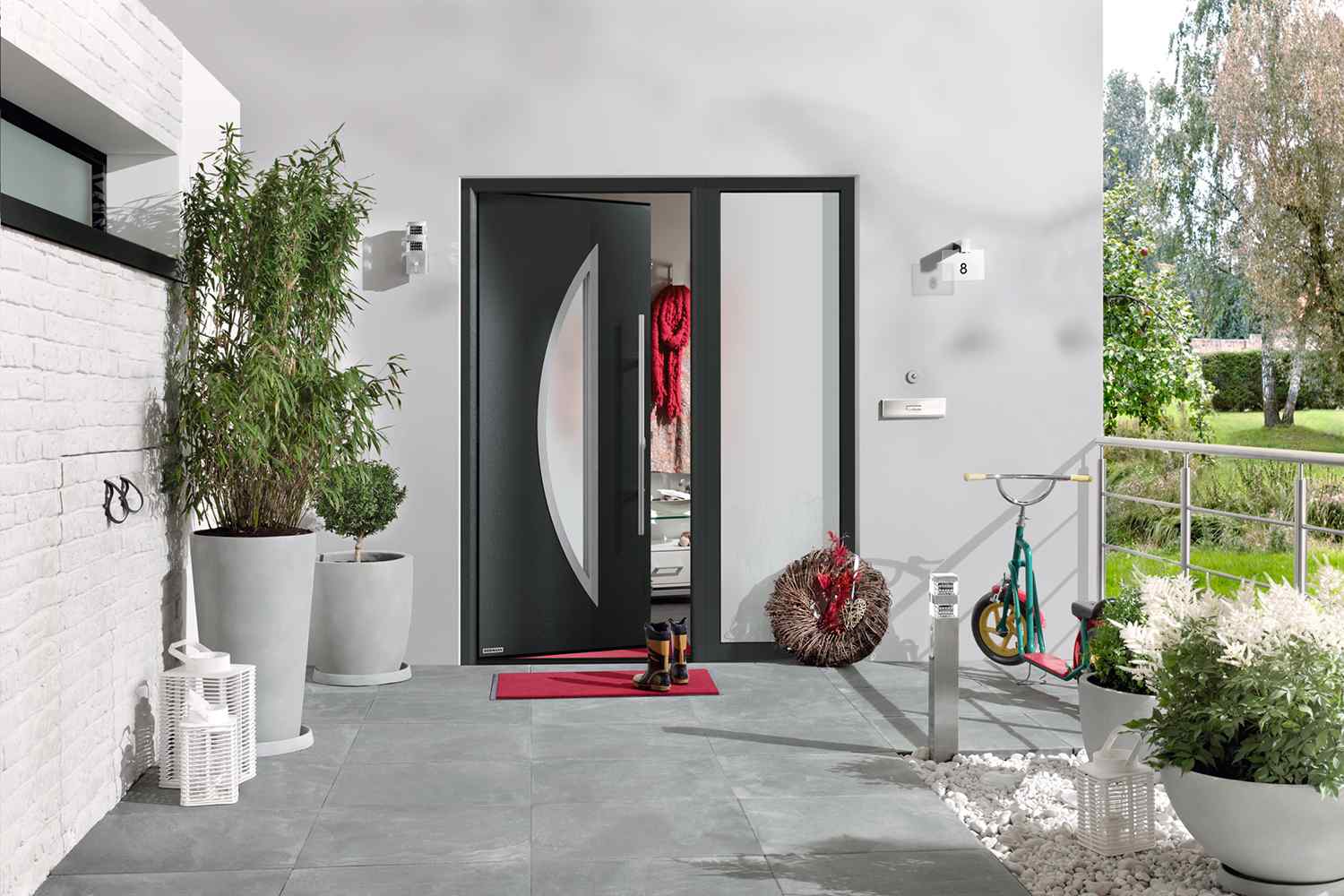 Hörmann Thermo65 Haustür in modernem Design — Eingangstür an Einfamilienhaus